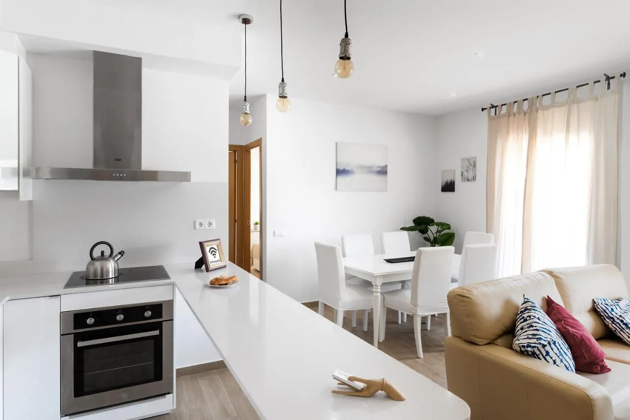 Maka Beach Apartment V カステルデフェルス