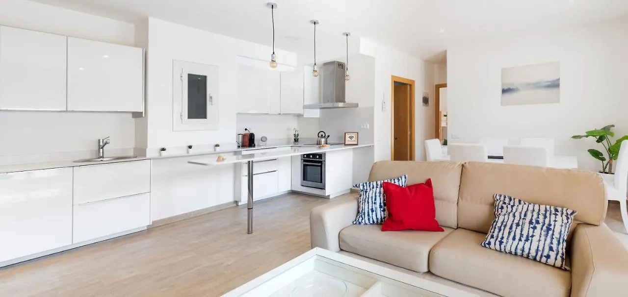 Maka Beach Apartment V カステルデフェルス